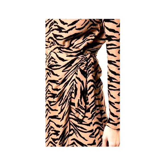 NWT Sz 6 Reformation MAURITA RAJAH Wrap Dress Animal Print - Picture 10 of 10